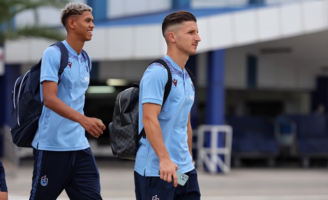 Trabzonspor, Antalya'ya uçtu. Foto Galeri 3
