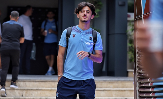 Trabzonspor, Antalya'ya uçtu. Foto Galeri 9