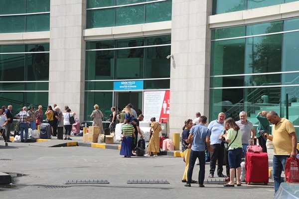 Gürcüler'den karınca ticareti! Türkiye'ye geçip marketlerde kuyruk oluyorlar - Foto Haber 11