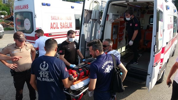 Ordu’da yamaç paraşütü kumsala düştü: 2 yaralı - Foto Galeri 4