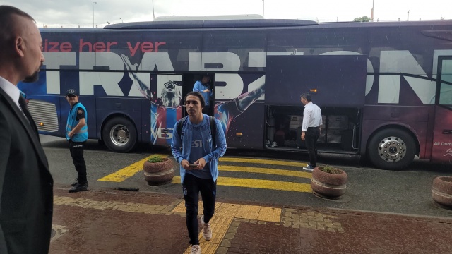 Trabzonspor Macaristan'a uçtu. Foto Haber 8