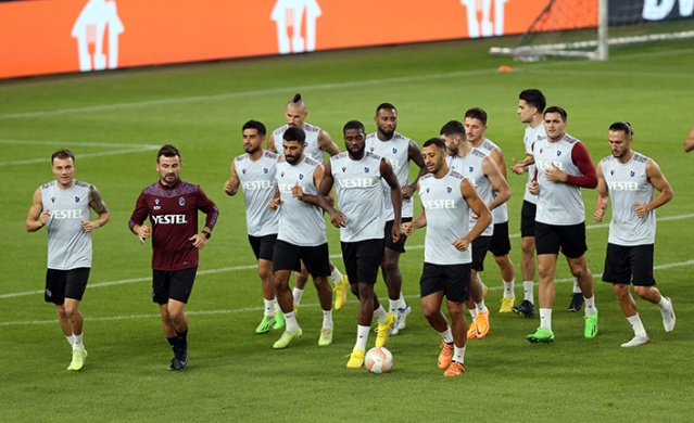 Trabzonspor, Ferencvaros maçı hazırlıklarını tamamladı. Foto Galeri 7