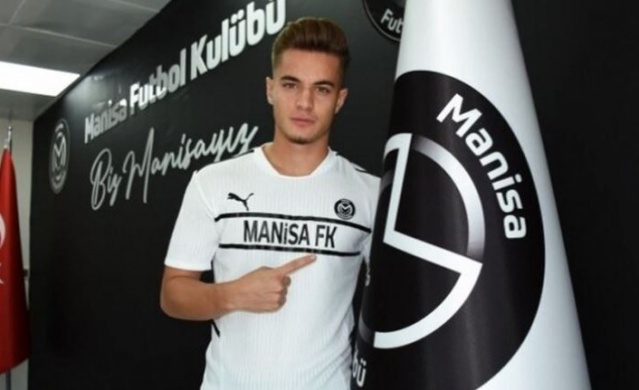 Transfer dönemi sona erdi! İşte Trabzonspor'da giden ve gelen oyuncular. Foto Galeri 28