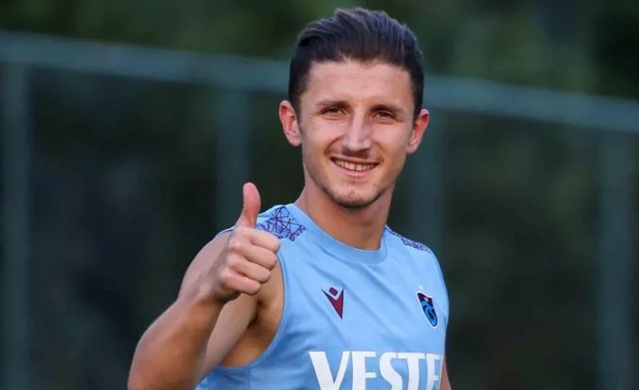 Transfer dönemi sona erdi! İşte Trabzonspor'da giden ve gelen oyuncular. Foto Galeri 6