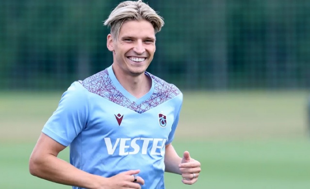 Transfer dönemi sona erdi! İşte Trabzonspor'da giden ve gelen oyuncular. Foto Galeri 13