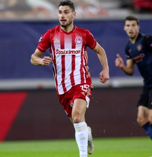 Trabzonspor'da iki transfer Ocak ayına kaldı! Foto Haber 7