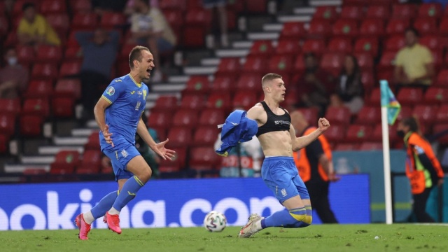 Trabzonspor'da iki transfer Ocak ayına kaldı! Foto Haber 12