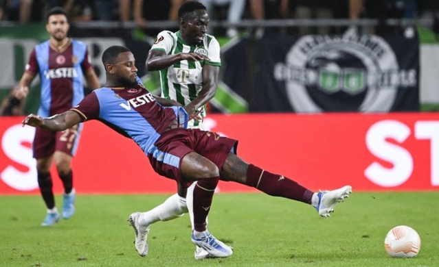 Trabzonspor'da Avcı, oyuncuları böyle motive etti. Foto Haber 8