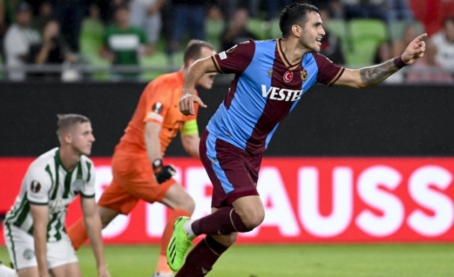 Trabzonspor'da Avcı, oyuncuları böyle motive etti. Foto Haber 4