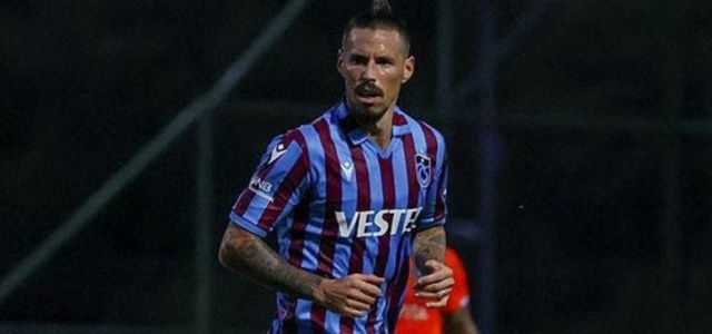 Trabzonspor'da revizyon! Abdullah Avcı'dan flaş Hamsik kararı. Foto Haber 10
