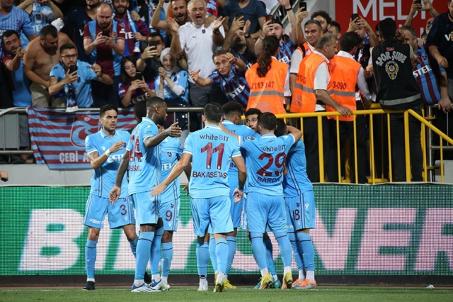 İşte Trabzonspor'un Adana Demirspor maçı muhtemel 11'i. Foto Haber 4