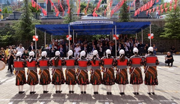 Trabzon’da Eğitim-Öğretim yılı törenle başladı! Foto Haber 17