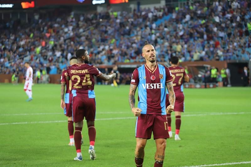 Trabzonspor'da yıldız isim için yorum geldi! "Fişi çekti"  - Foto Haber 9