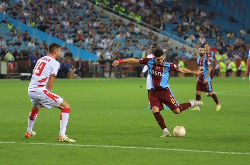 Trabzonspor'da yıldız isim için yorum geldi! "Fişi çekti"  - Foto Haber 7