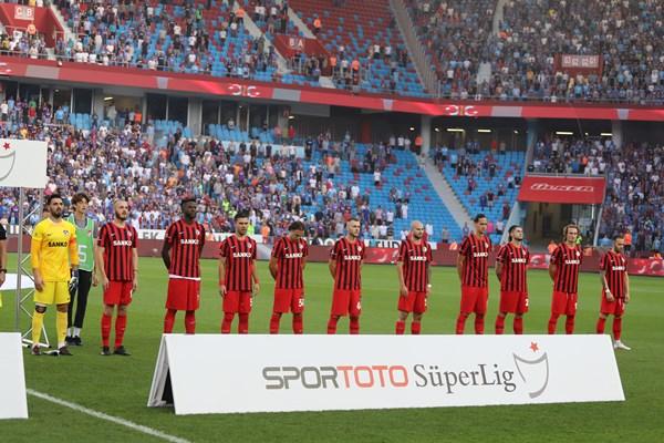 Trabzonspor Gaziantep FK maçında neler yaşandı? Foto Haber 17
