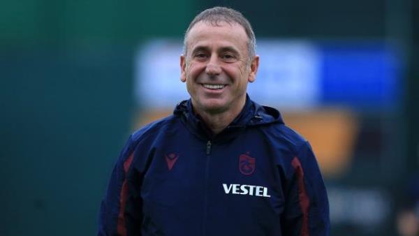 Trabzonspor'da Abdullah Avcı'dan ilginç istatistik! 7. hafta. Foto Haber 9