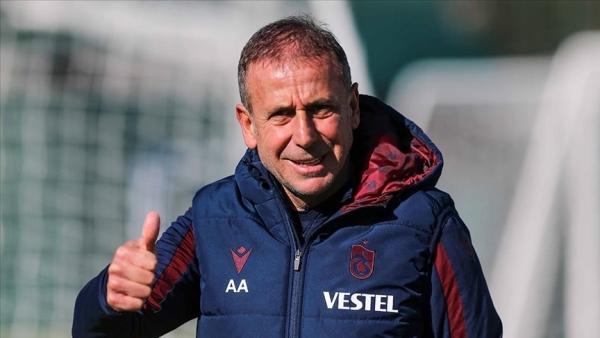 Trabzonspor'da Abdullah Avcı'dan ilginç istatistik! 7. hafta. Foto Haber 2