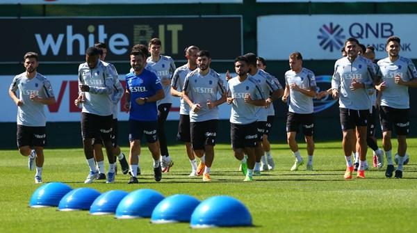 Trabzonspor'da zorlu ekim ayı. Foto Haber 7