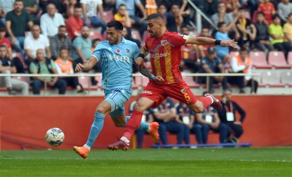 Kayserispor - Trabzonspor maçından kareler. Foto Haber 22