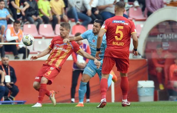 Kayserispor - Trabzonspor maçından kareler. Foto Haber 21