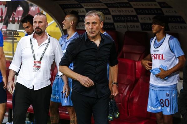 Canlı yayında Trabzonspor'un futboluna sert eleştiri! Foto Haber 4