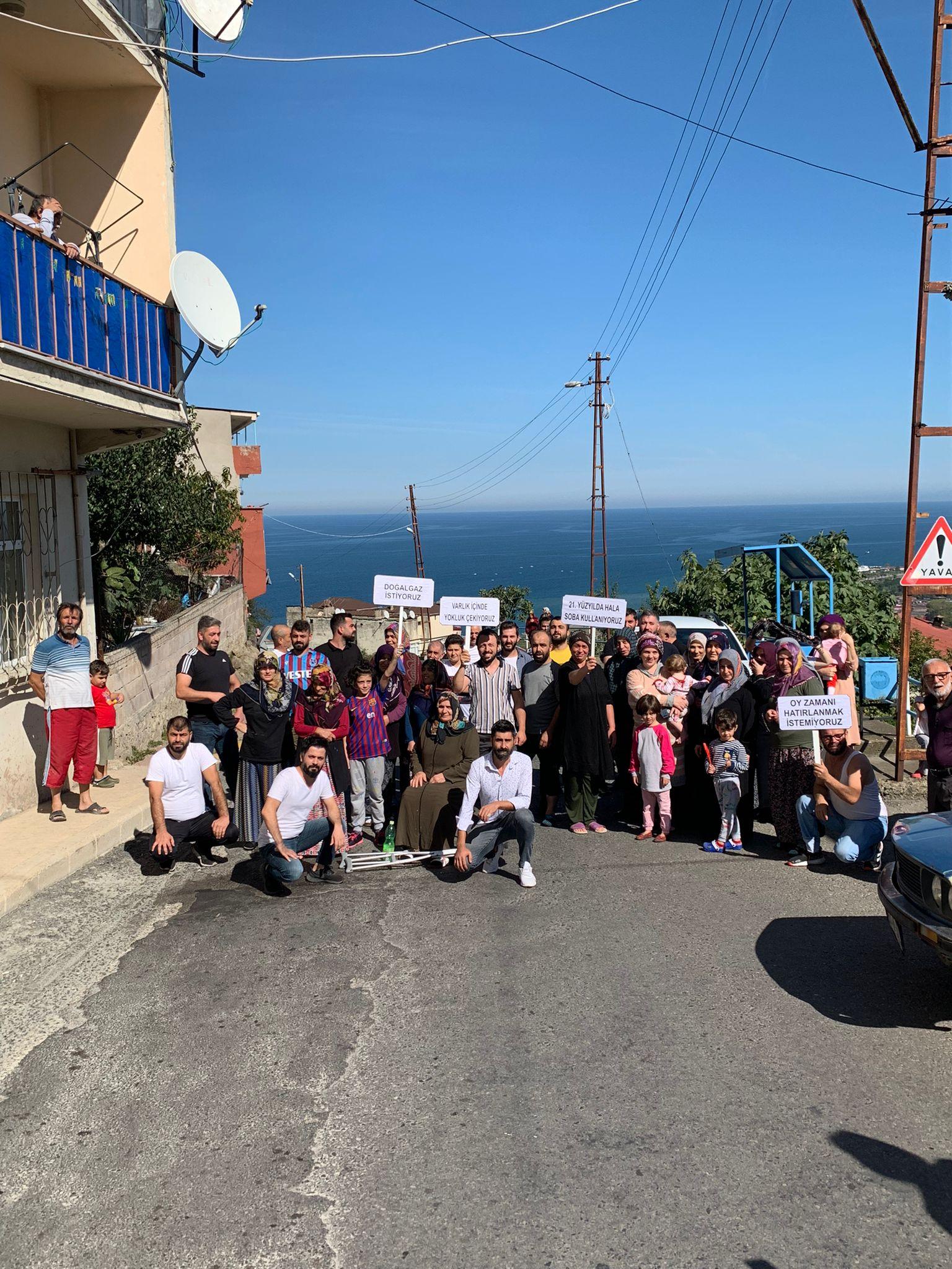 Trabzon’da doğalgaz isyanı: 10 metre aşağıda var bizde neden yok? Foto Haber 8