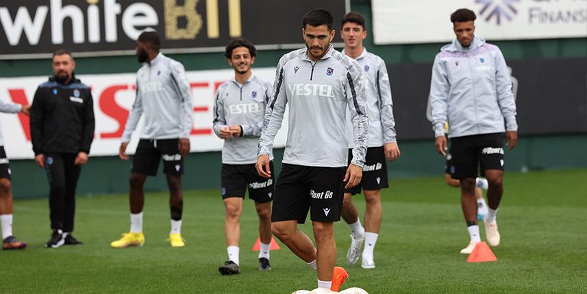 Trabzonspor'a müjde! Yıldız oyuncu geri dönüyor. Foto Haber 3