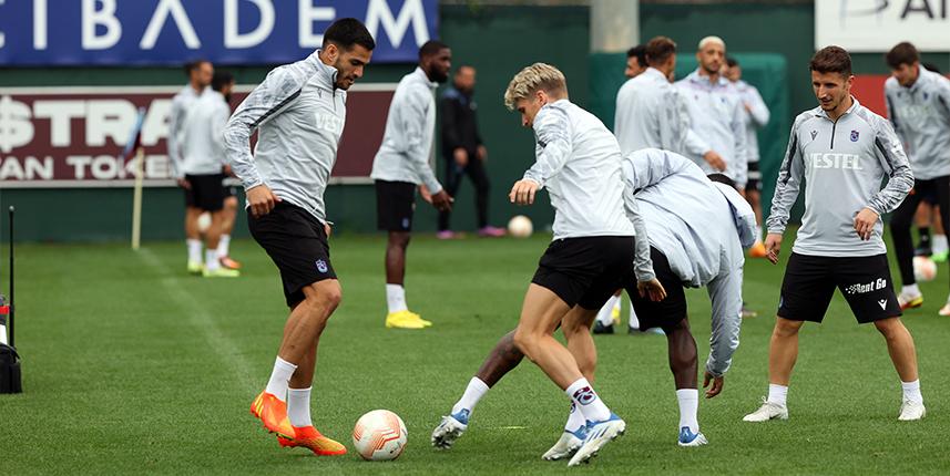 Trabzonspor'a müjde! Yıldız oyuncu geri dönüyor. Foto Haber 4