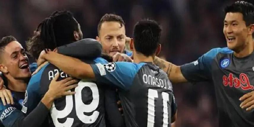 Trabzonspor’un eski yıldızı Ahmetcan Kaplan’ın takımına büyük şok! Hollanda basınından “Tarihi acı” manşetleri. Foto Haber 12