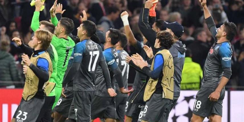 Trabzonspor’un eski yıldızı Ahmetcan Kaplan’ın takımına büyük şok! Hollanda basınından “Tarihi acı” manşetleri. Foto Haber 9