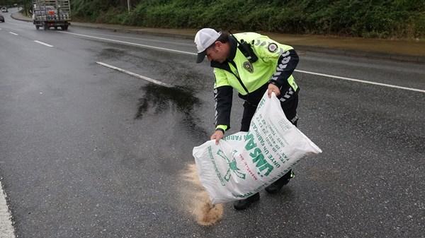 Trabzon'da takla atan araçtan burnu bile kanamadan açıktı. Foto Haber 10