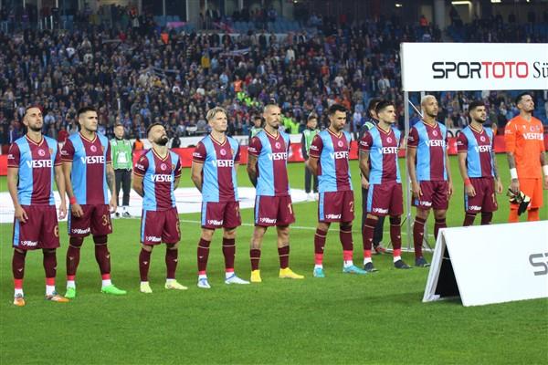 Trabzonspor - Kasımpaşa maçını böyle değerlendirdi “Avcı sistemini sorgulamalı” Foto Haber 6
