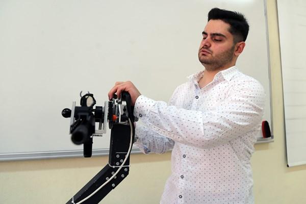 Üniversite öğrencisi tasarladığı bitirme tezi projesi takdir topladı. Foto Haber 11
