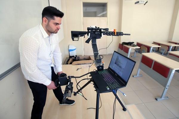 Üniversite öğrencisi tasarladığı bitirme tezi projesi takdir topladı. Foto Haber 8