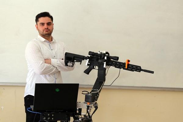 Üniversite öğrencisi tasarladığı bitirme tezi projesi takdir topladı. Foto Haber 3