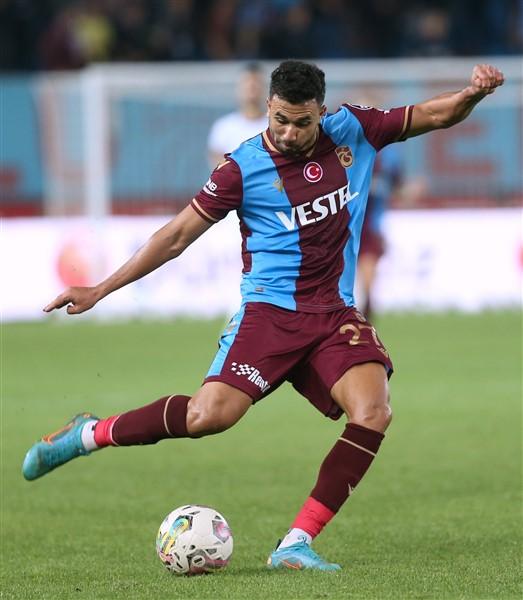 Trabzonspor'un bileği bükülmüyor! Ezeli rakiplere fark...Foto Galeri 6