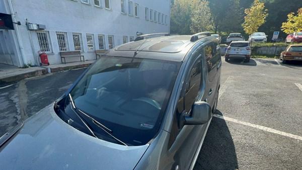 Trabzon'da yorgun mermi araca ibaret etti. Foto Haber 2