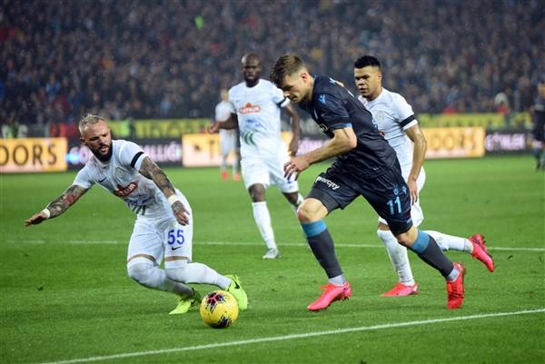 Trabzonspor'dan gittiği takımda istenmeyen adam ilan edilmişti! Foto Haber 6