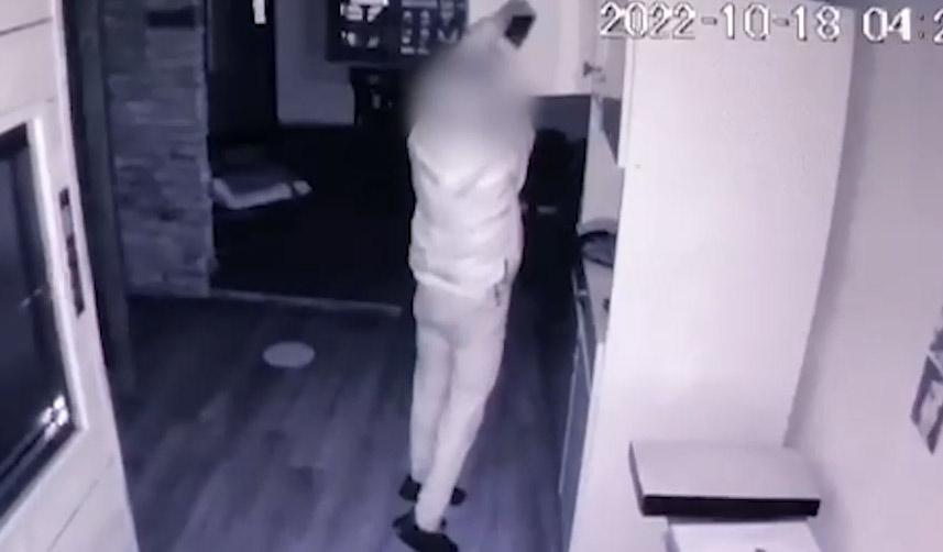 Trabzon'da iş yerine giren hırsız kameraları hesaba katmadı! Foto Haber 3