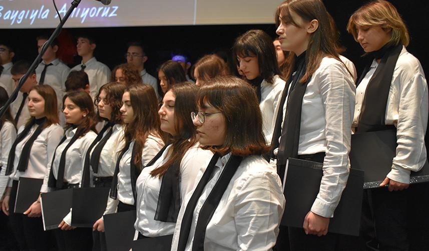 Trabzon'da hayat durdu! Ata'ya saygılarını böyle gösterdiler 19