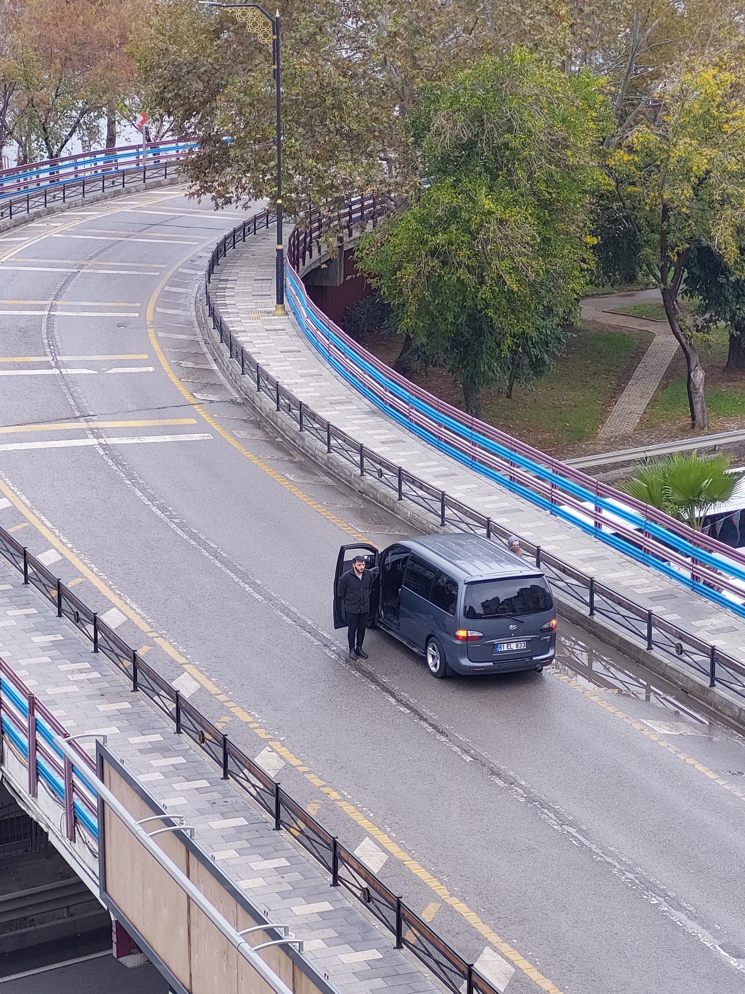 Trabzon'da hayat durdu! Ata'ya saygılarını böyle gösterdiler 7