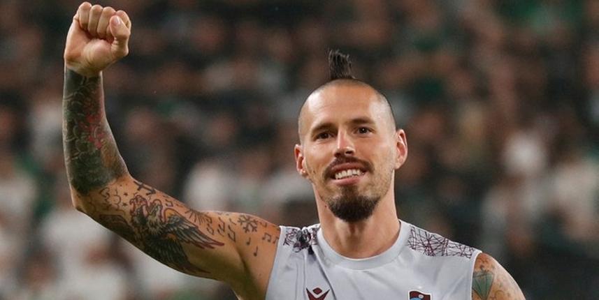 Trabzonspor'un yıldızı Marek Hamsik'ten flaş itiraf! "Çok Özlüyorum..." 8