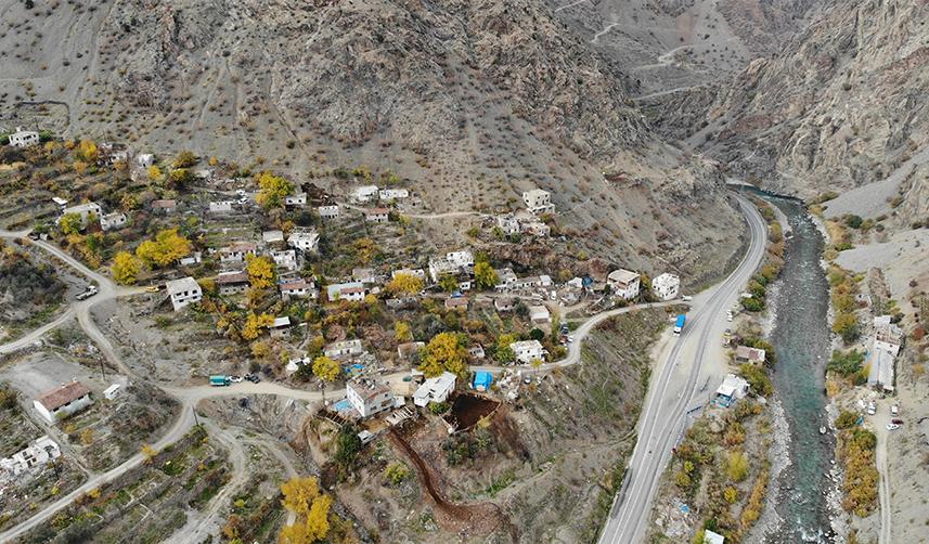 Yusufeli Barajı'nın kapakları kapatıldı, ilk sular altında kalacak köylerde telaş başladı... 10