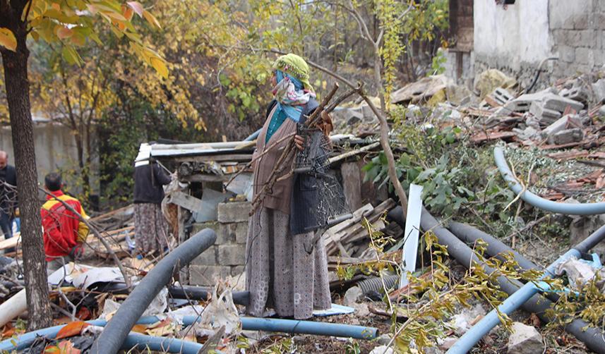 Yusufeli Barajı'nın kapakları kapatıldı, ilk sular altında kalacak köylerde telaş başladı... 2