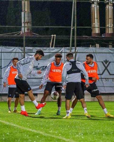 Trabzonspor günü çift kale maçla tamamladı 4