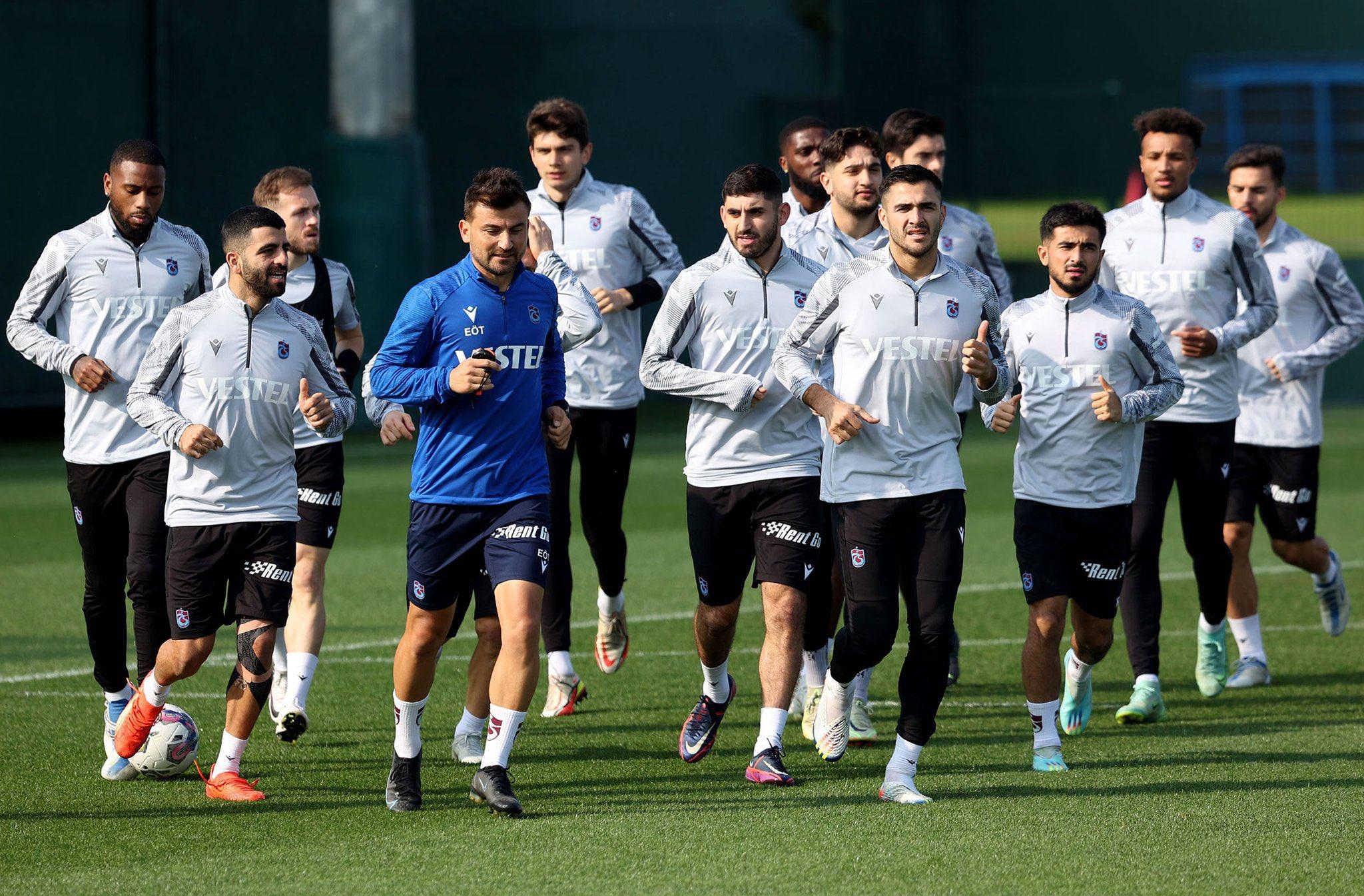 Trabzonspor'da Abdullah Avcı iki isimle özel ilgileniyor! Kozlarını belirledi 1