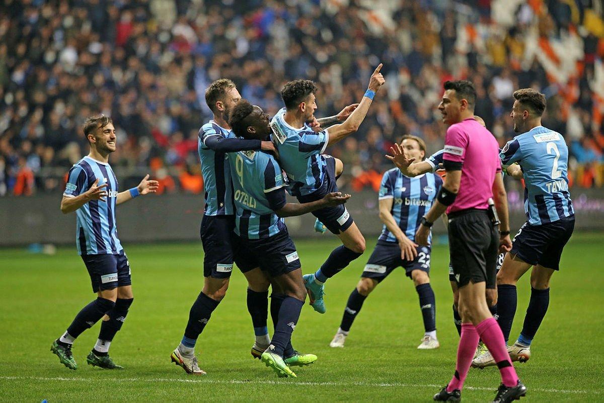 Trabzonspor istiyordu, hocasından flaş açıklama: Umarım elimizden almazlar! 9