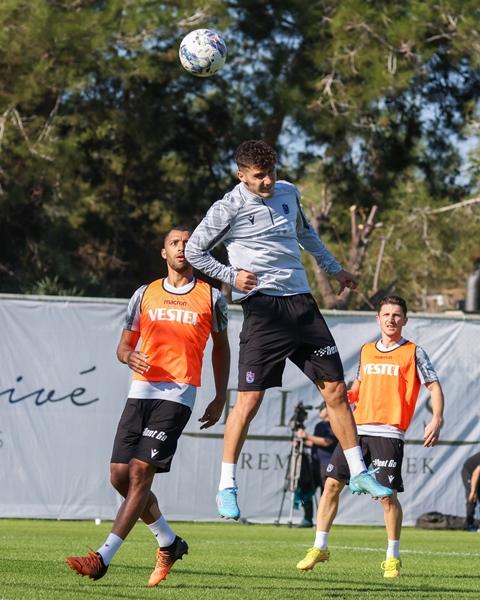 Trabzonspor’un Antalya kampı devam ediyor. 4 Aralık 2022 11