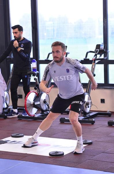 Trabzonspor'da Abdullah Avcı'yı düşündüren bölge! Kim forma giyecek? 8