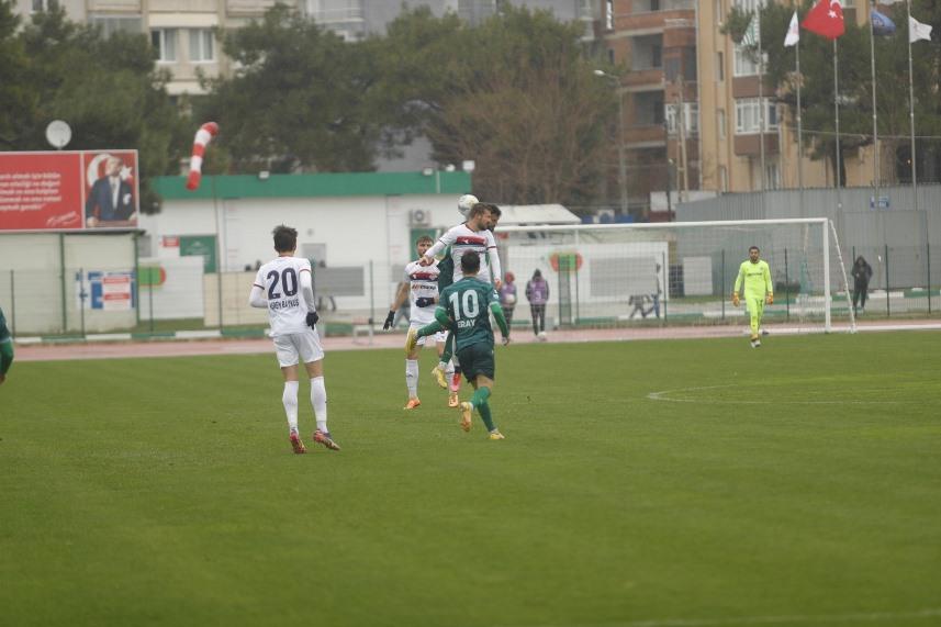 1461 Trabzon Kırklarelispor karşısında geriden geldi 10